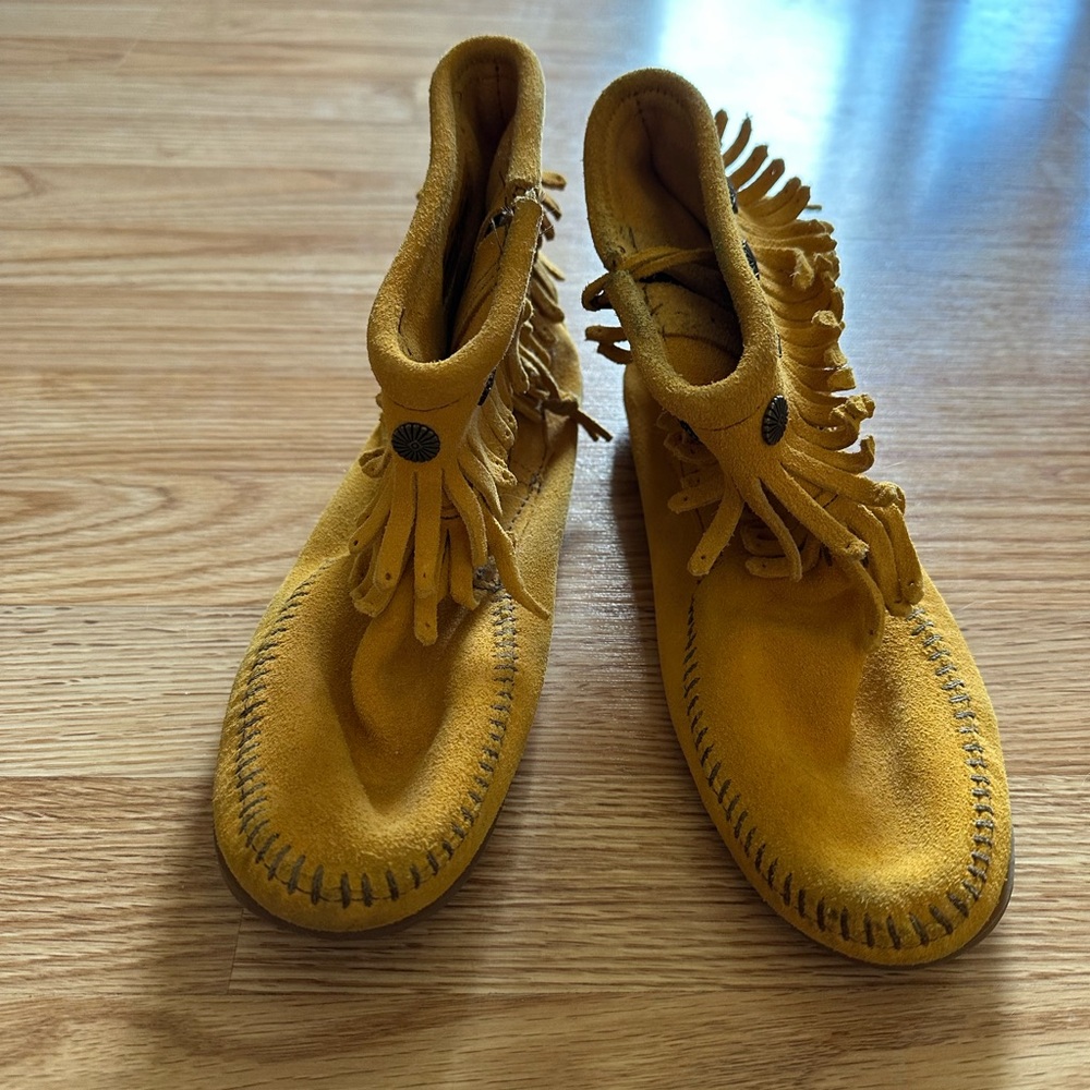 Yellow Suede Fringe Minnetonka Moccasins